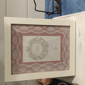 White picture frame